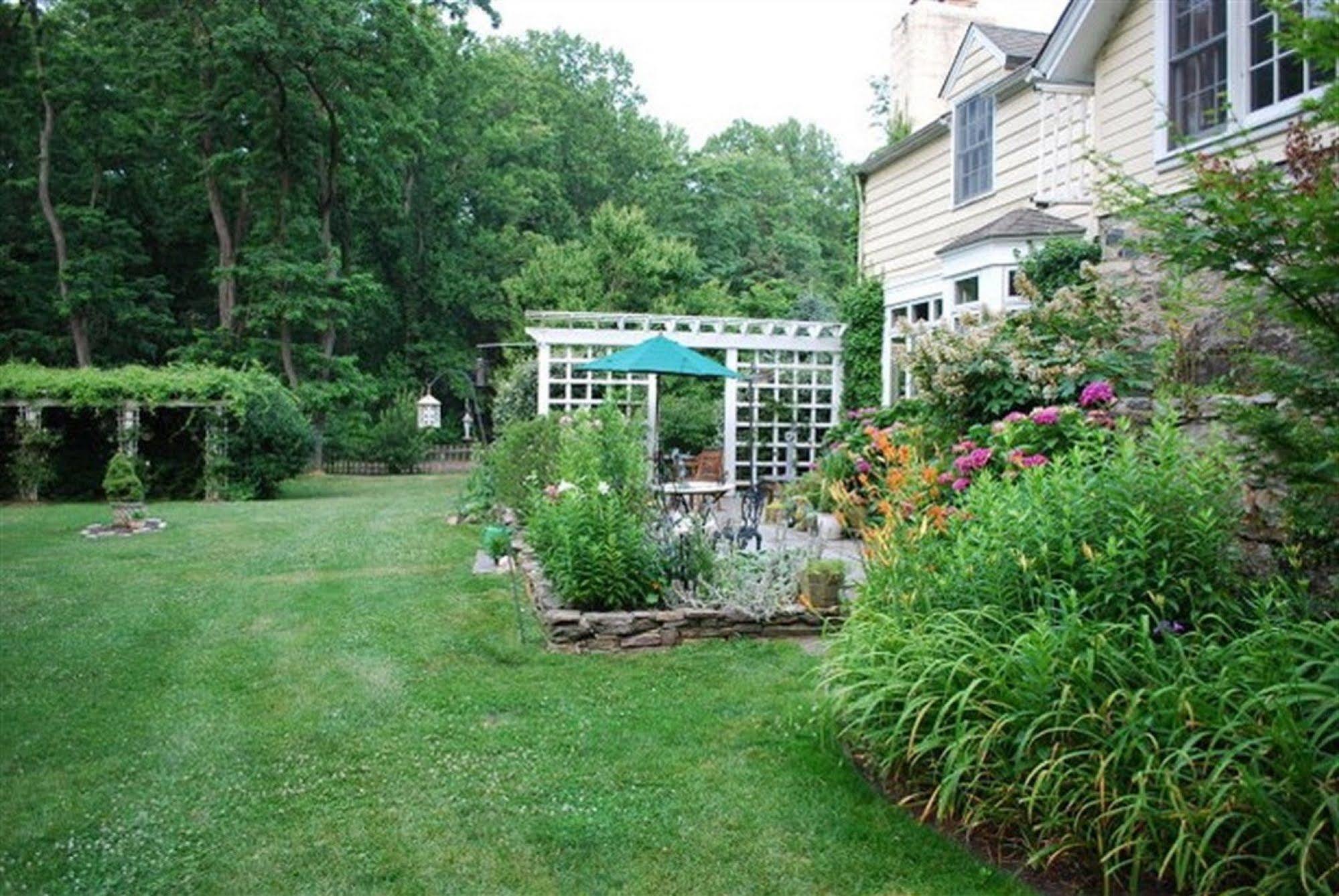 Bed and Breakfast Wild Wisteria Chadds Ford Экстерьер фото